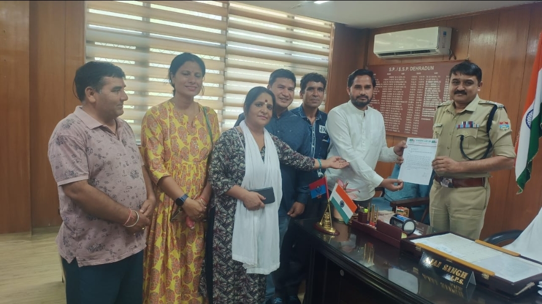 Screenshot_20250513_221406_WhatsApp