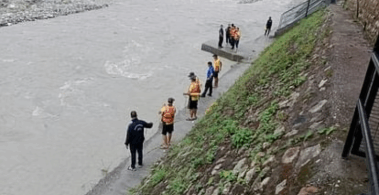 Screenshot_20250626-070616~2