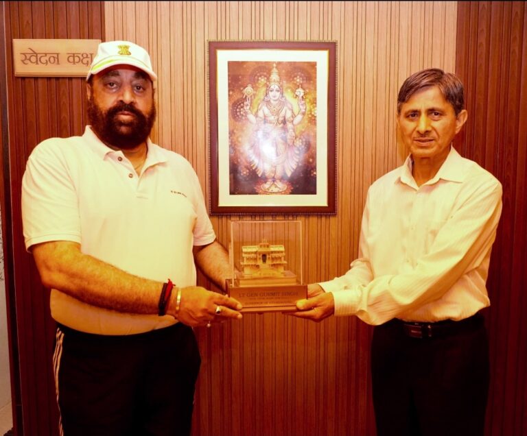 Screenshot_20250712_220501_WhatsApp