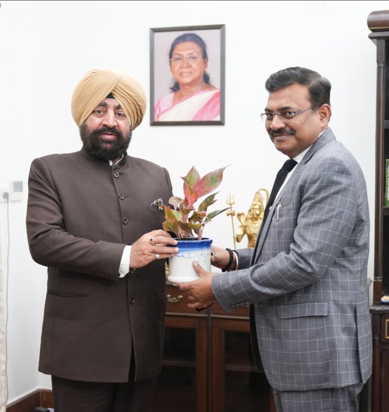 Screenshot_20250823_184848_WhatsApp