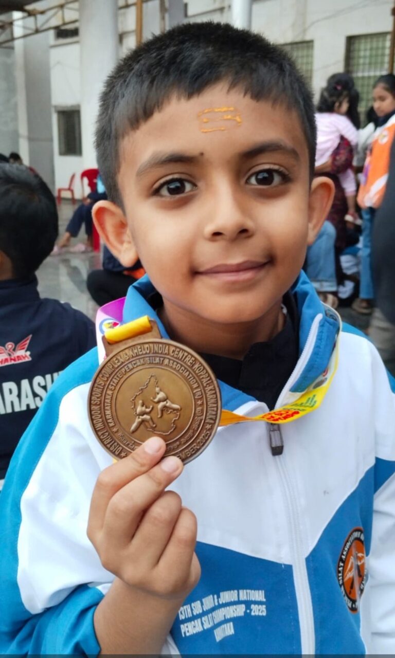 Screenshot_20251011_190659_WhatsApp