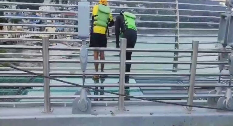 Screenshot_20251018_081615_Chrome