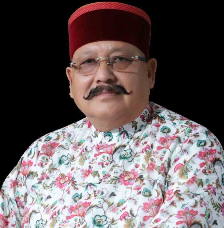 Screenshot_20251103_211404_WhatsApp