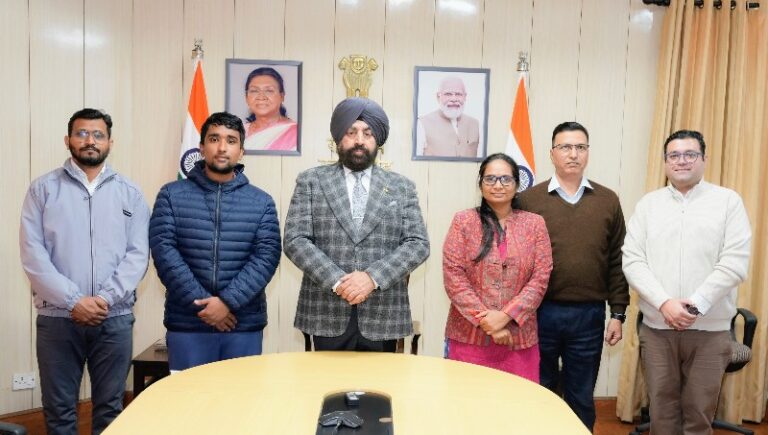 Screenshot_20251201-181158~2