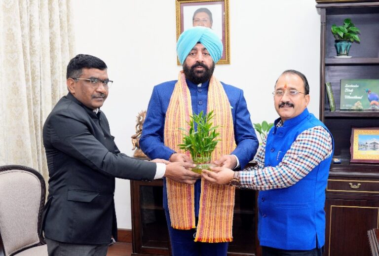 Screenshot_20251223-091428~2