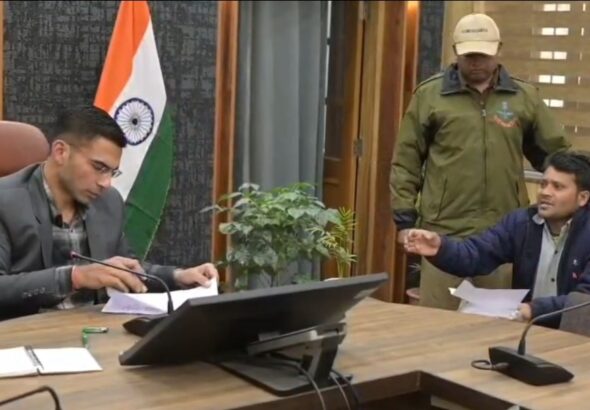 Screenshot_20260216_193224_WhatsApp